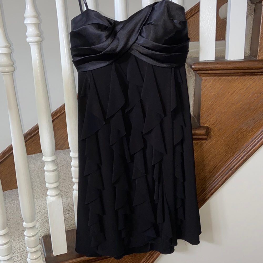 Women’s black strapless dress